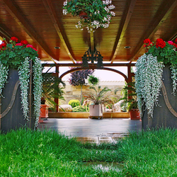 Geschmiedete Blumentöpfe im Gartenhäuschen – handgeschmiedete Blumentöpfe von UKOVMI Geschmiedete Blumentöpfe im Gartenhäuschen – handgeschmiedete Blumentöpfe von UKOVMI