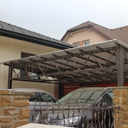 Geschmiedeter Carport und Umzäunung des Einfamilienhauses - Muster CRAZY Geschmiedeter Carport und Umzäunung des Einfamilienhauses - Muster CRAZY