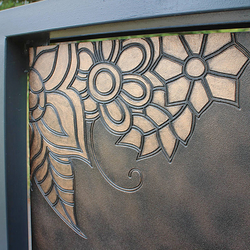 Durch Zusammenarbeit von modernen Techlogien und traditoneller Kunst entstand eine wunderschöne Pforte Durch Zusammenarbeit von modernen Techlogien und traditoneller Kunst entstand eine wunderschöne Pforte