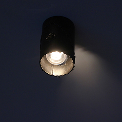 Schmiedeeiserne Leuchten designed und hergestellt für die Küche und für die Eingangshalle eines Einfamilienhauses Schmiedeeiserne Leuchten designed und hergestellt für die Küche und für die Eingangshalle eines Einfamilienhauses