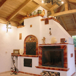 Geschmiedete Beleuchtung und Zubehör im Gartenhäuschen Geschmiedete Beleuchtung und Zubehör im Gartenhäuschen