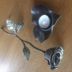 Kerzenhalter HERZ mit Rose – ein einzigartiges Geschenk für Frauen Kerzenhalter HERZ mit Rose – ein einzigartiges Geschenk für Frauen