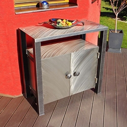 Moderner Schrank aus Edelstahl hergestellt von UKOVMI - Luxusmöbel Moderner Schrank aus Edelstahl hergestellt von UKOVMI - Luxusmöbel