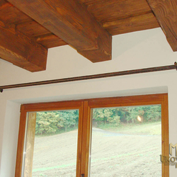 Schmiedeeiserne, zweiläufige Gardinenstange – geschmiedete Möbel Schmiedeeiserne, zweiläufige Gardinenstange – geschmiedete Möbel