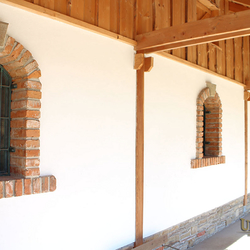 schmiedeeisernes Gitter im Pferdestall schmiedeeisernes Gitter im Pferdestall