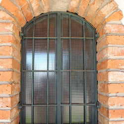 schmiedeeisernes Gitter schmiedeeisernes Gitter