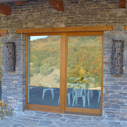 Luxus-Außenleuchten – geschmiedeter Lampenschirm RINDE – Wandleuchte für dezente Außenbeleuchtung Luxus-Außenleuchten – geschmiedeter Lampenschirm RINDE – Wandleuchte für dezente Außenbeleuchtung