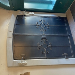 Massive geschmiedete Tren im historischen Design in hoher Qualitt