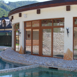 Exklusive Wellness-Beleuchtung mit Leuchten von UKOVMI Exklusive Wellness-Beleuchtung mit Leuchten von UKOVMI