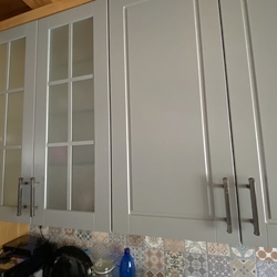 Geschmiedete eckige Küchengriffe in größeren und kleineren Abmessungen Geschmiedete eckige Küchengriffe in größeren und kleineren Abmessungen