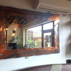 Luxurienspiegel aus Kupfer mit dem Siegel UKOVMI - handgefertigt in der Slowakei Luxurienspiegel aus Kupfer mit dem Siegel UKOVMI - handgefertigt in der Slowakei