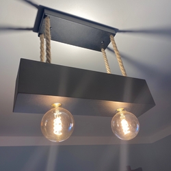 Moderne Designlampe in der Kche