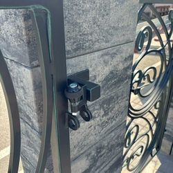 Schiebetor – Detail Schiebetor – Detail