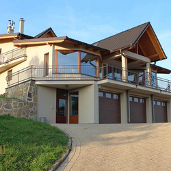 Geländer am Einfamilienhaus Geländer am Einfamilienhaus