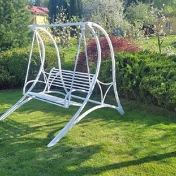 Weiße Schmiedeeiserne Gartenschaukel – hochwertige Schaukel, gegen Korrosion oberflächlich behandelt Weiße Schmiedeeiserne Gartenschaukel – hochwertige Schaukel, gegen Korrosion oberflächlich behandelt